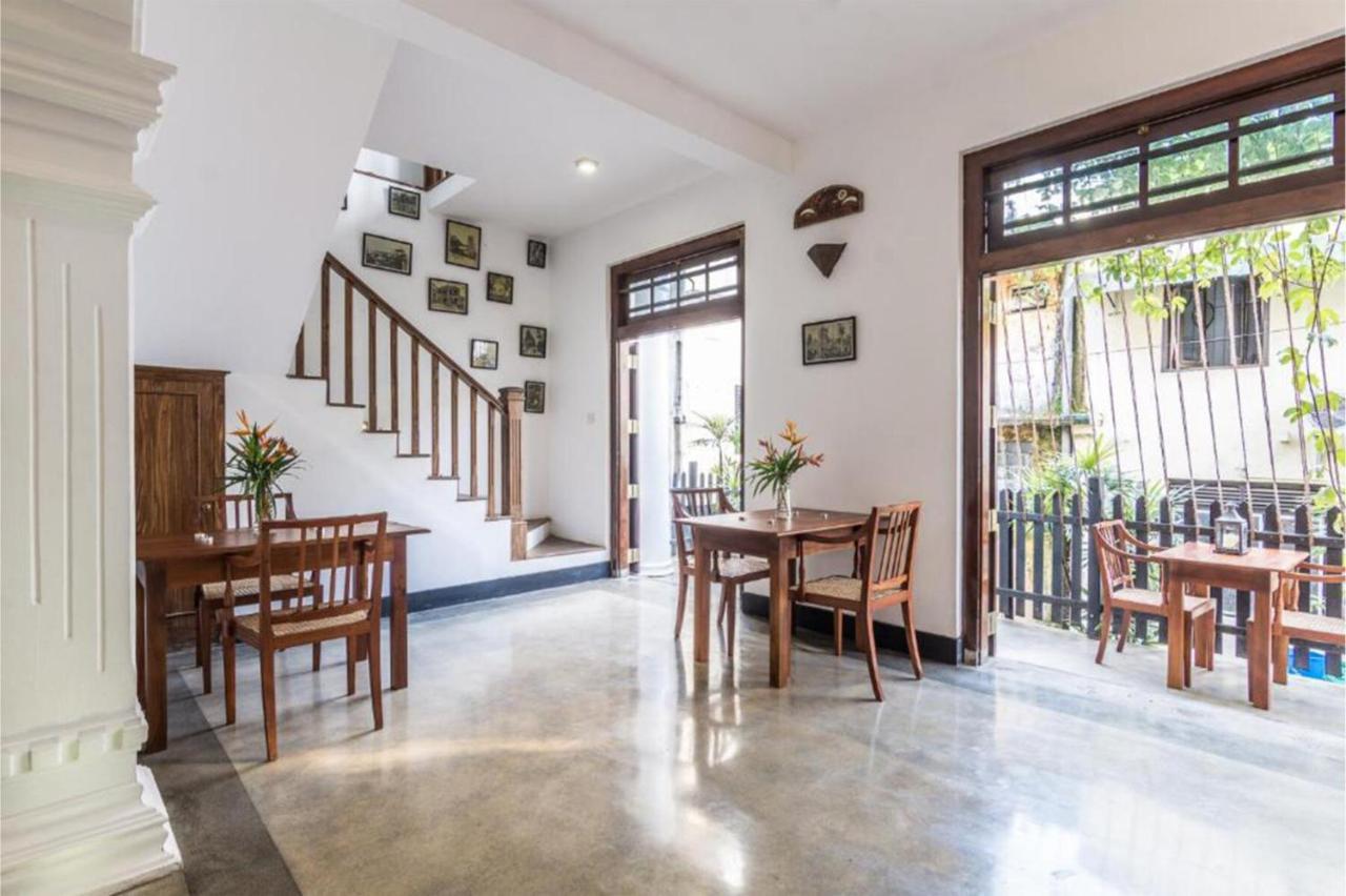The Entrance 3* Galle