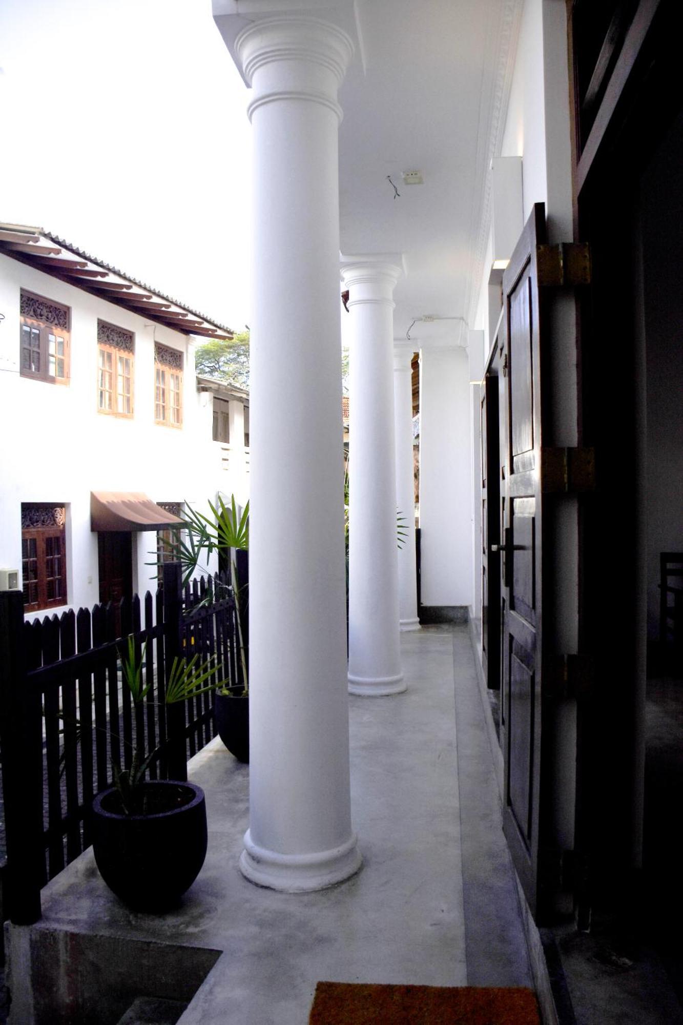 The Entrance Galle